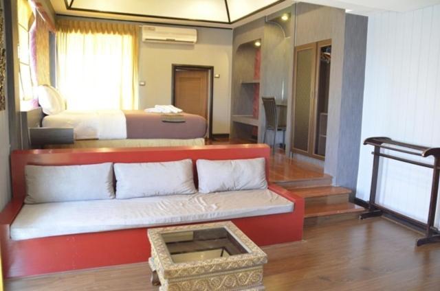 Baan Chalelarn HHQ Quarto foto